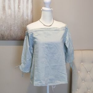 NWT Modern Vintage off the shoulder denim top